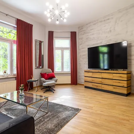 Victus Apartamenty, Vouge